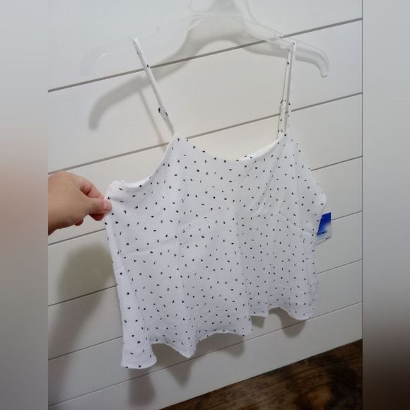 NWT Abound V-Neck Swing Camisole size Medium - Picture 4 of 8